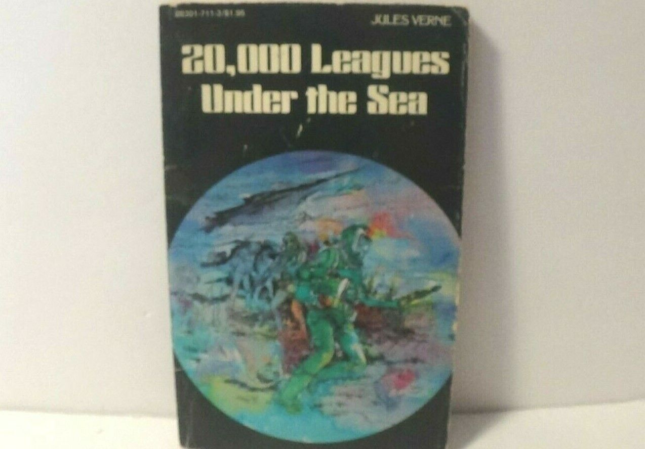 20,000 Leagues Under the Sea Pocket Classics Jules Verne 1984 paperback comic
