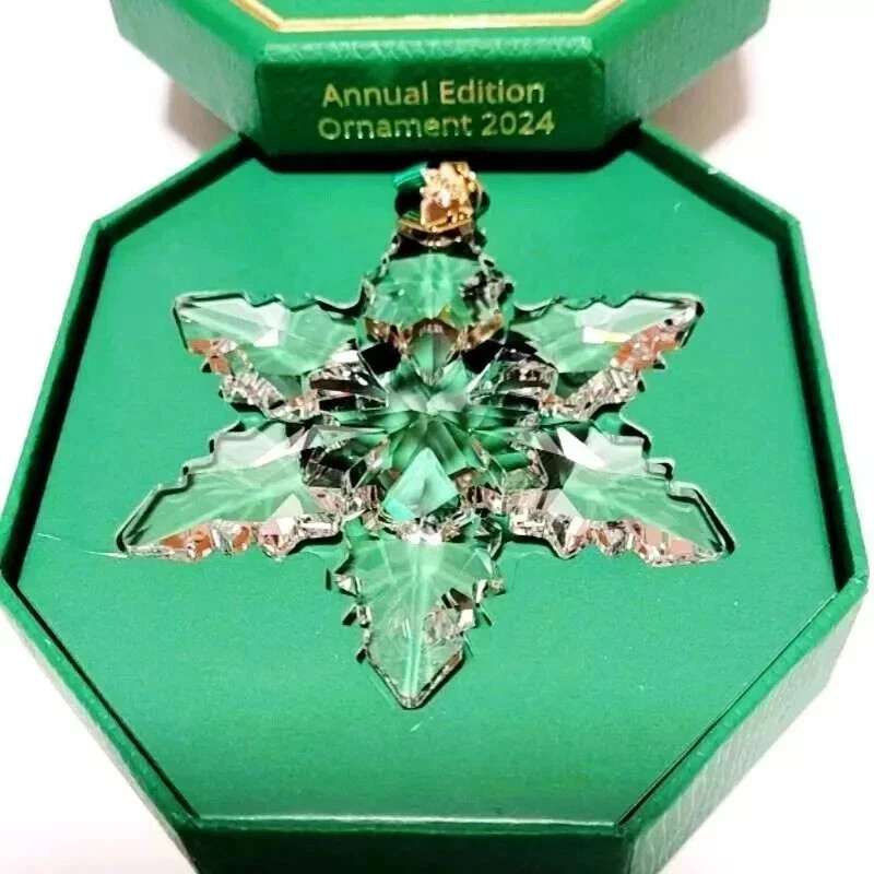 2024 Swarovski Snowflake Crystal Annual Limited Star Ornament 5661079 New