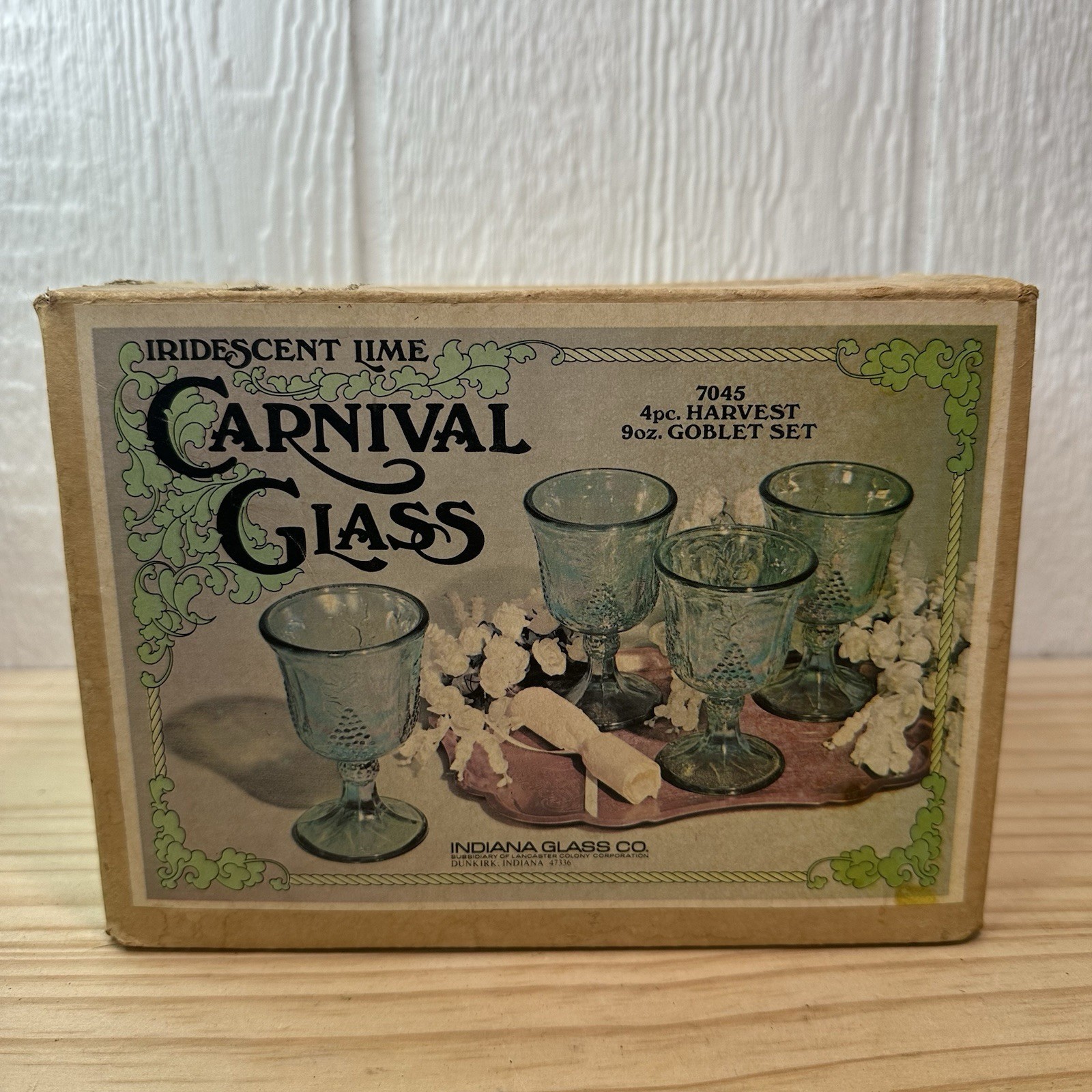 Carnival 4 Iridescent Lime Grape 9 oz Goblets Pedestal Glasses Indiana Glass Box