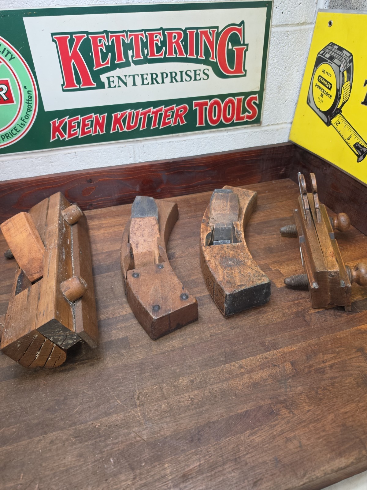 P1- 4 Antique Wood Planes for Parts or Restore