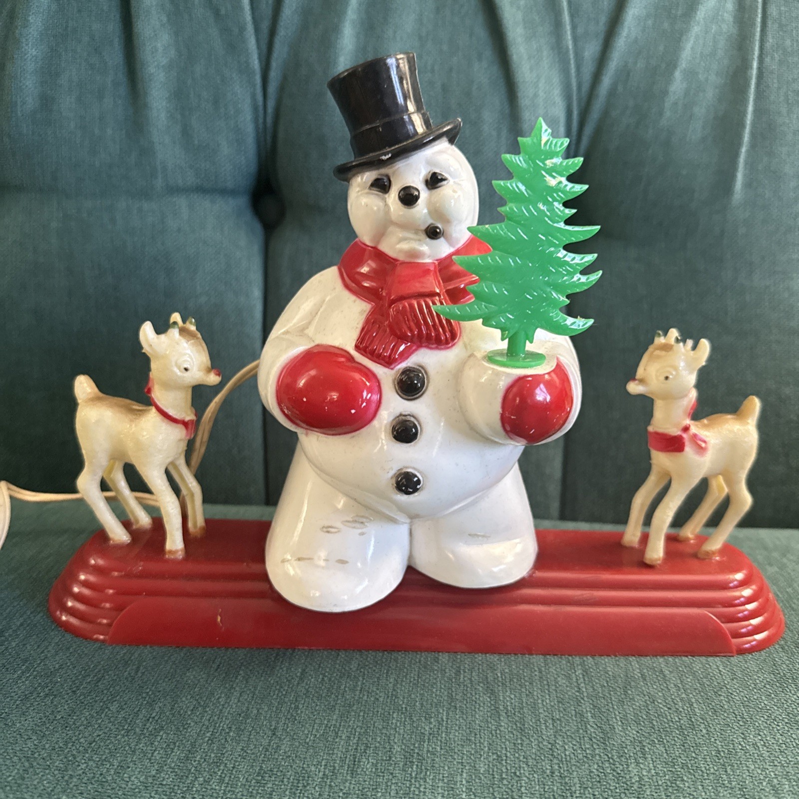 Vtg Royal Electric Light Up Snowman 2 Rudolphs Christmas Decor 1950s Tested #948 Vtg Royal Electric Light Up Snowman 2 Rudolphs Christmas Decor 1950s Tested #948
