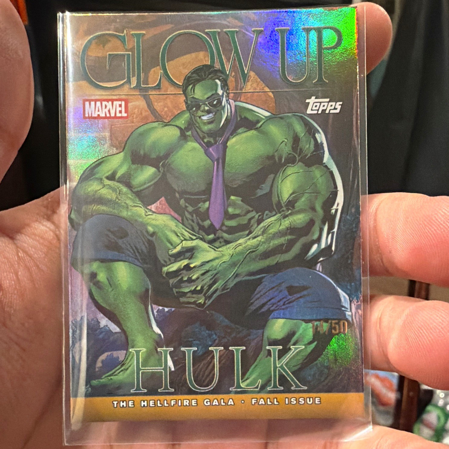 Topps 2025 Marvel Neon Glow Up Insert Hulk GU-8 /50 Non-Sport Trading Card