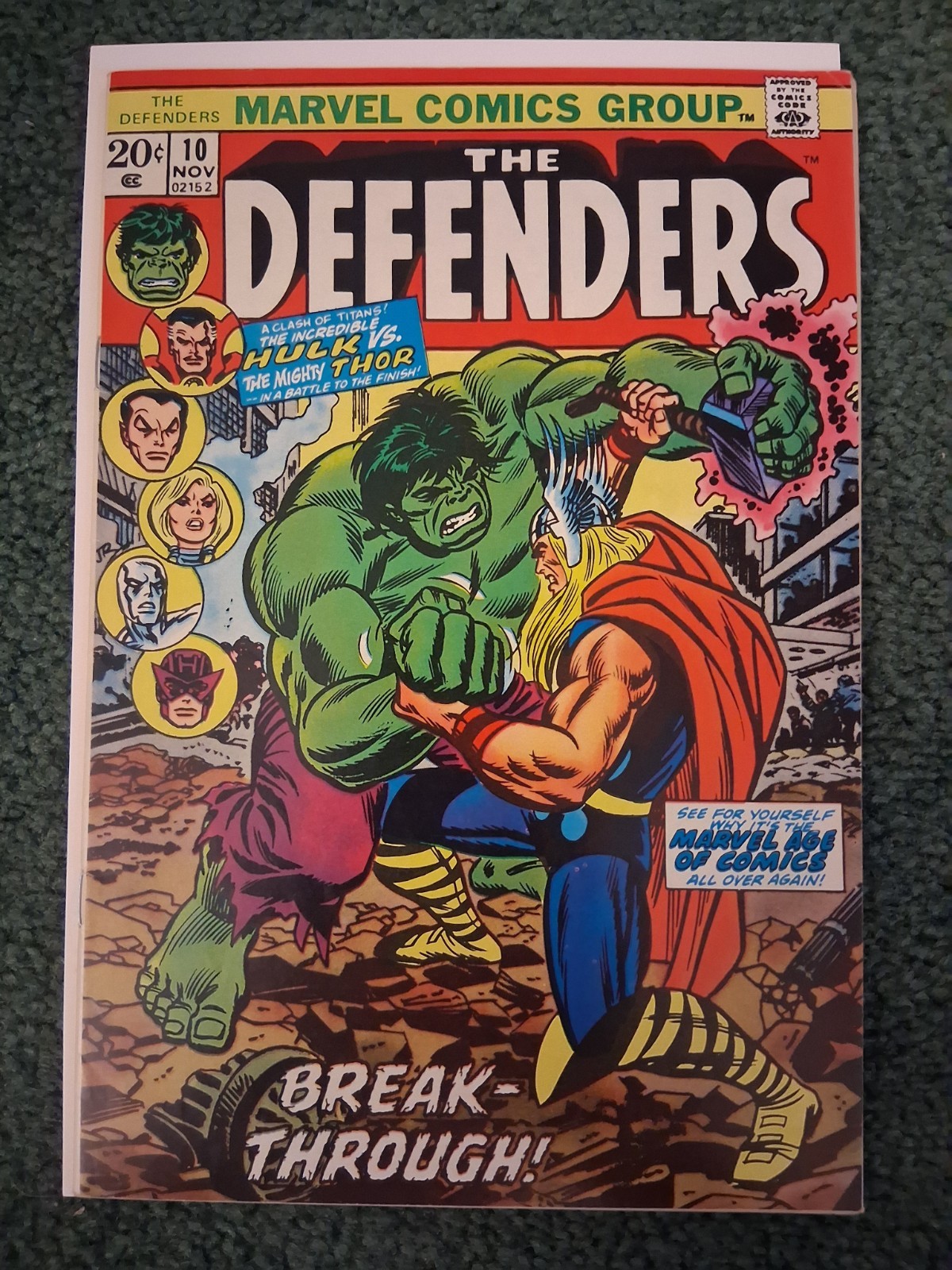 Defenders #10 (1973) Classic Hulk vs Thor battle John Romita Sr. VF