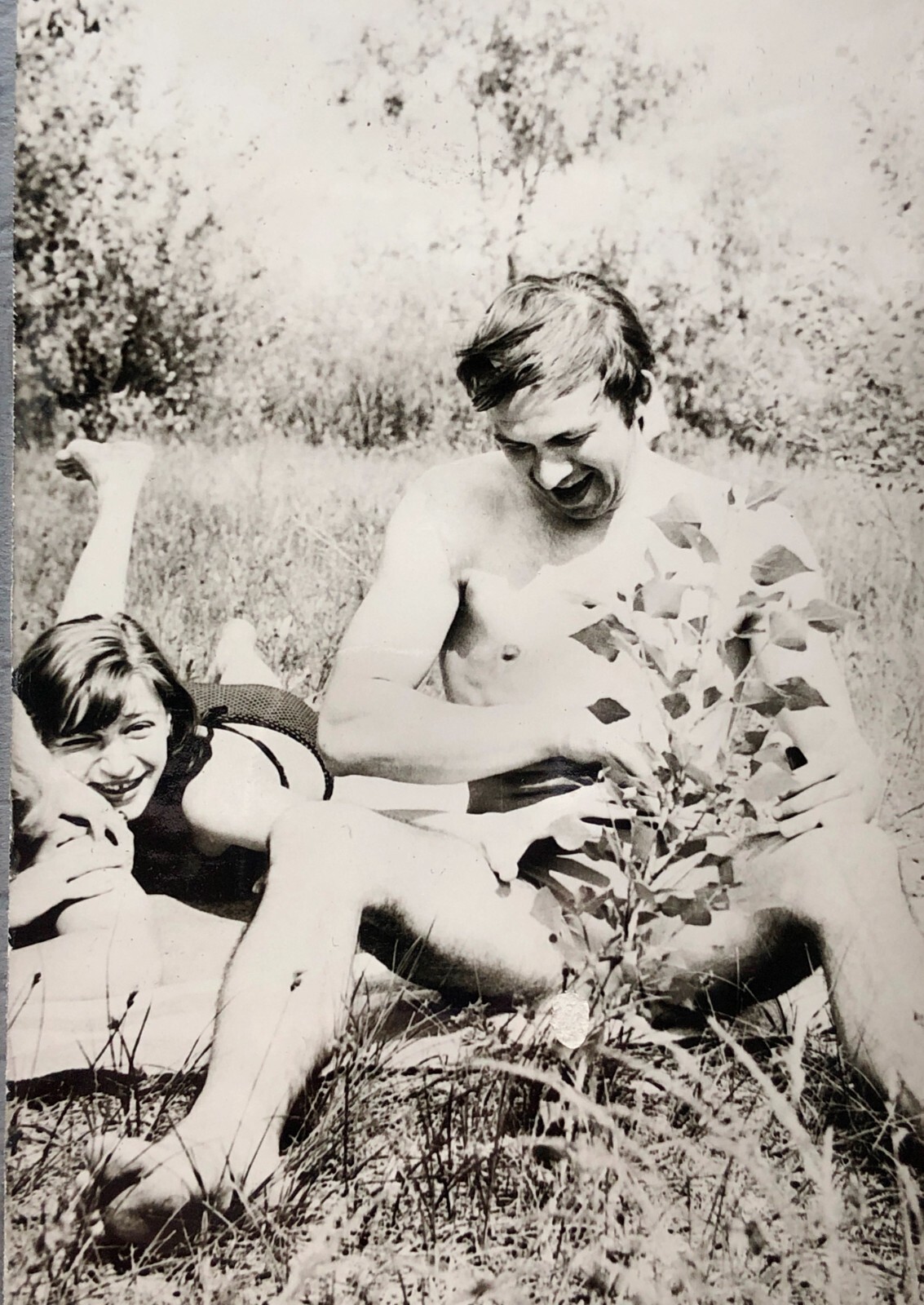 1970s Shirtless Handsome Man Photo - Vintage Gay Int Nude Feet Snapshot