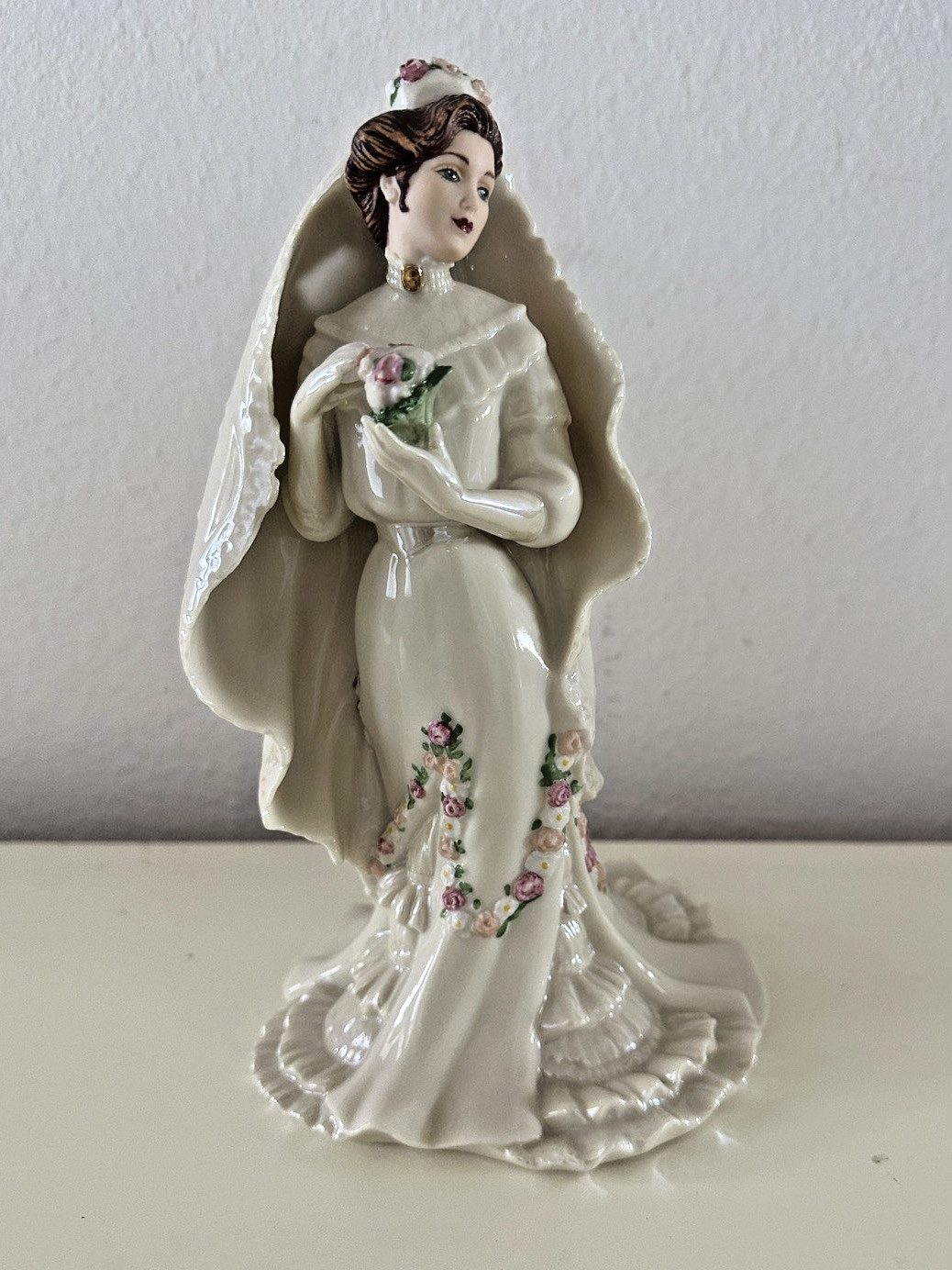 Vintage Lenox Classic Victorian Bride  Fine Porcelain Figurine 1995 9”