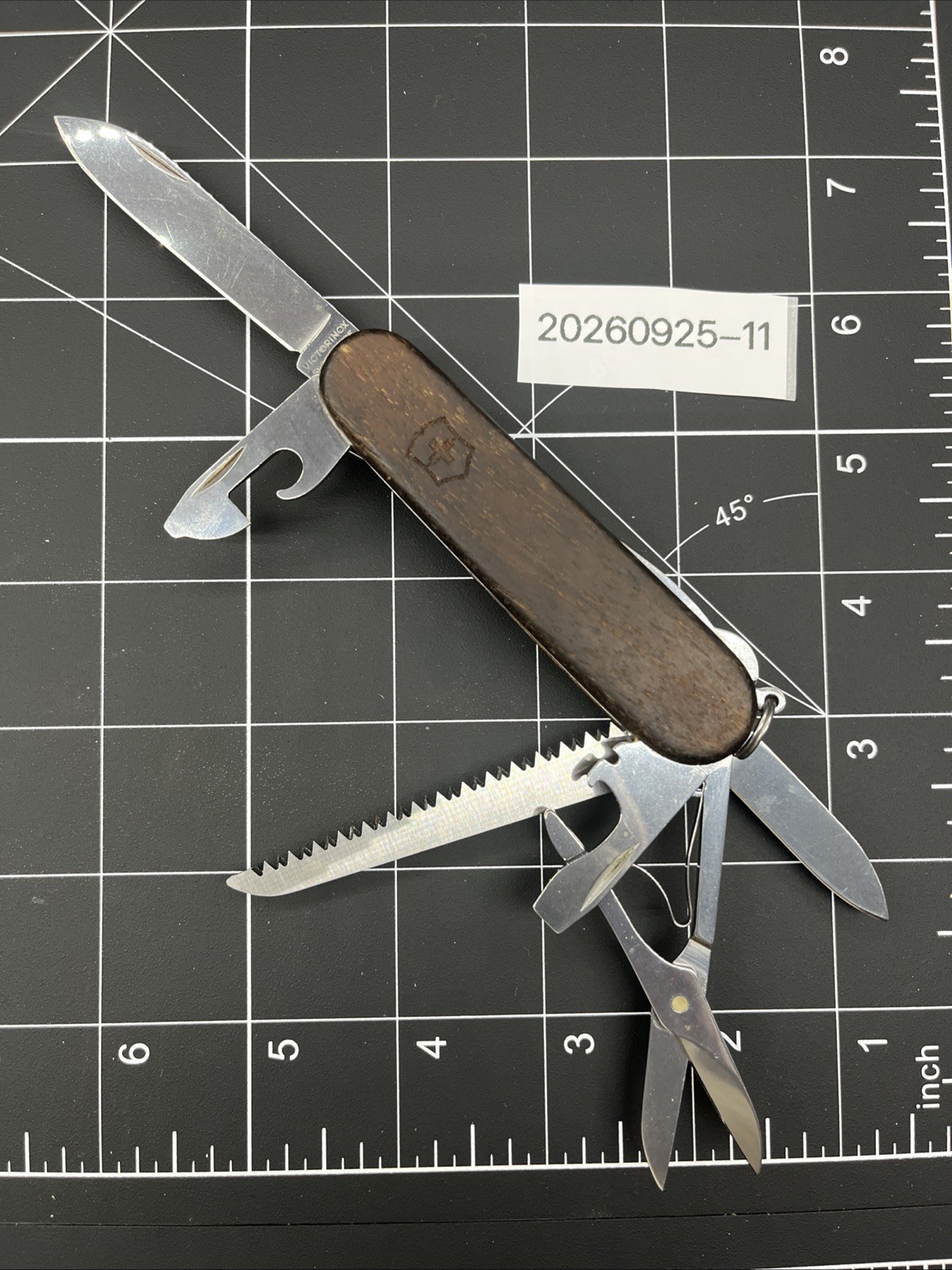 Victorinox Huntsman Swiss Army Knife 91mm Walnut Victorinox Huntsman Swiss Army Knife 91mm Walnut