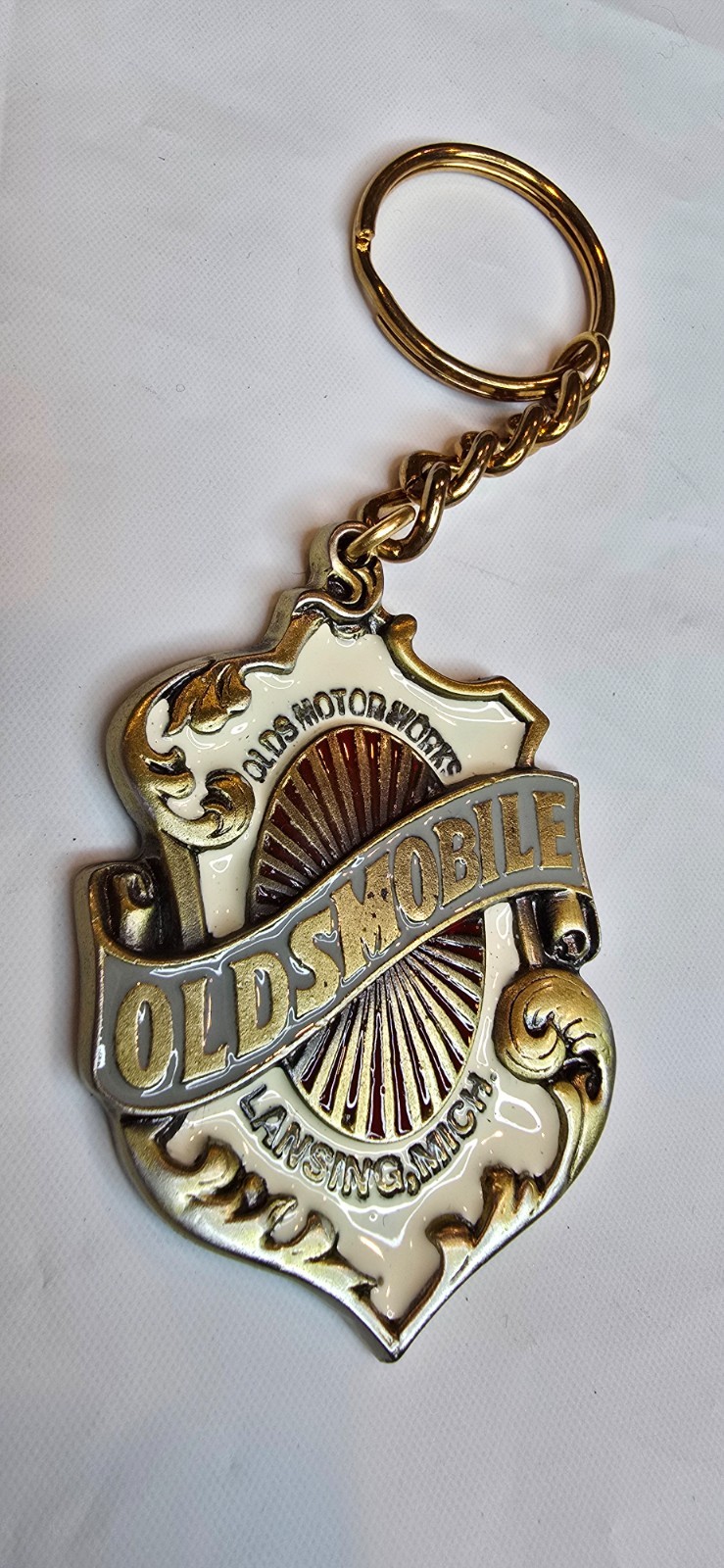 Oldsmobile Vintage Pewter Keychain W/Early Logo \