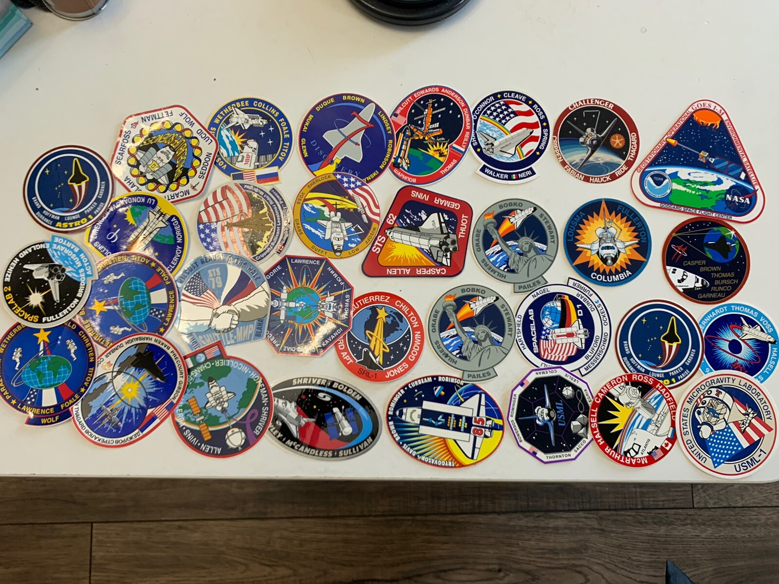 32 NASA STS VINYL DECALS Huntsville AL Lot