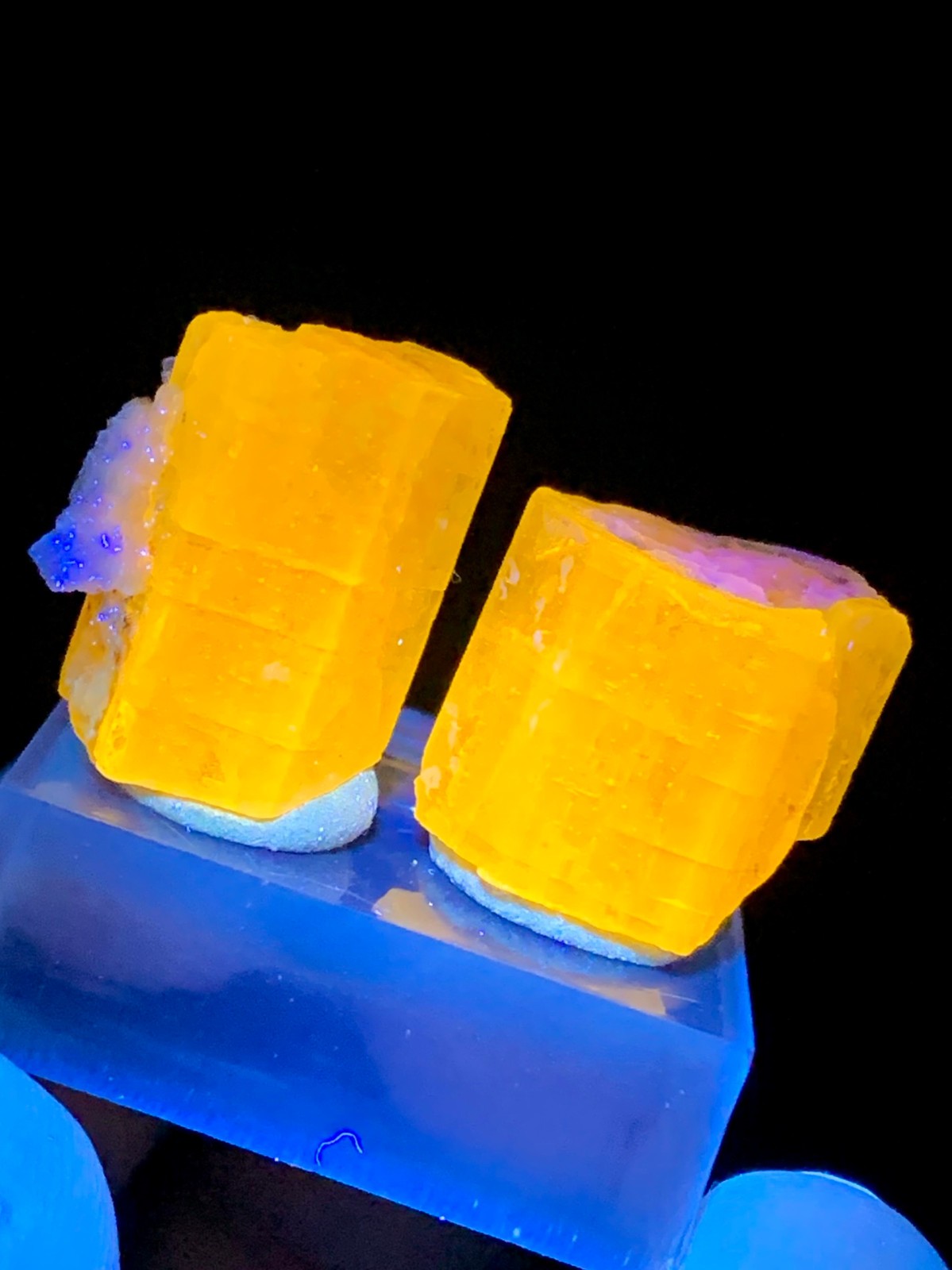 10 Gm Natural Fluorescent Yellow Apatite Crystal Specimen From Skardu Pakistan