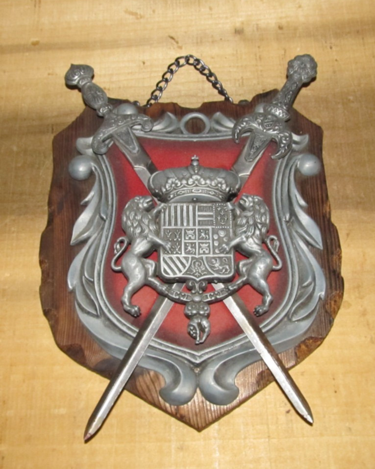 VTG Spanish Coat Of Arms Sword & Shield Wall Plaque Decor Cast Metal & Wood