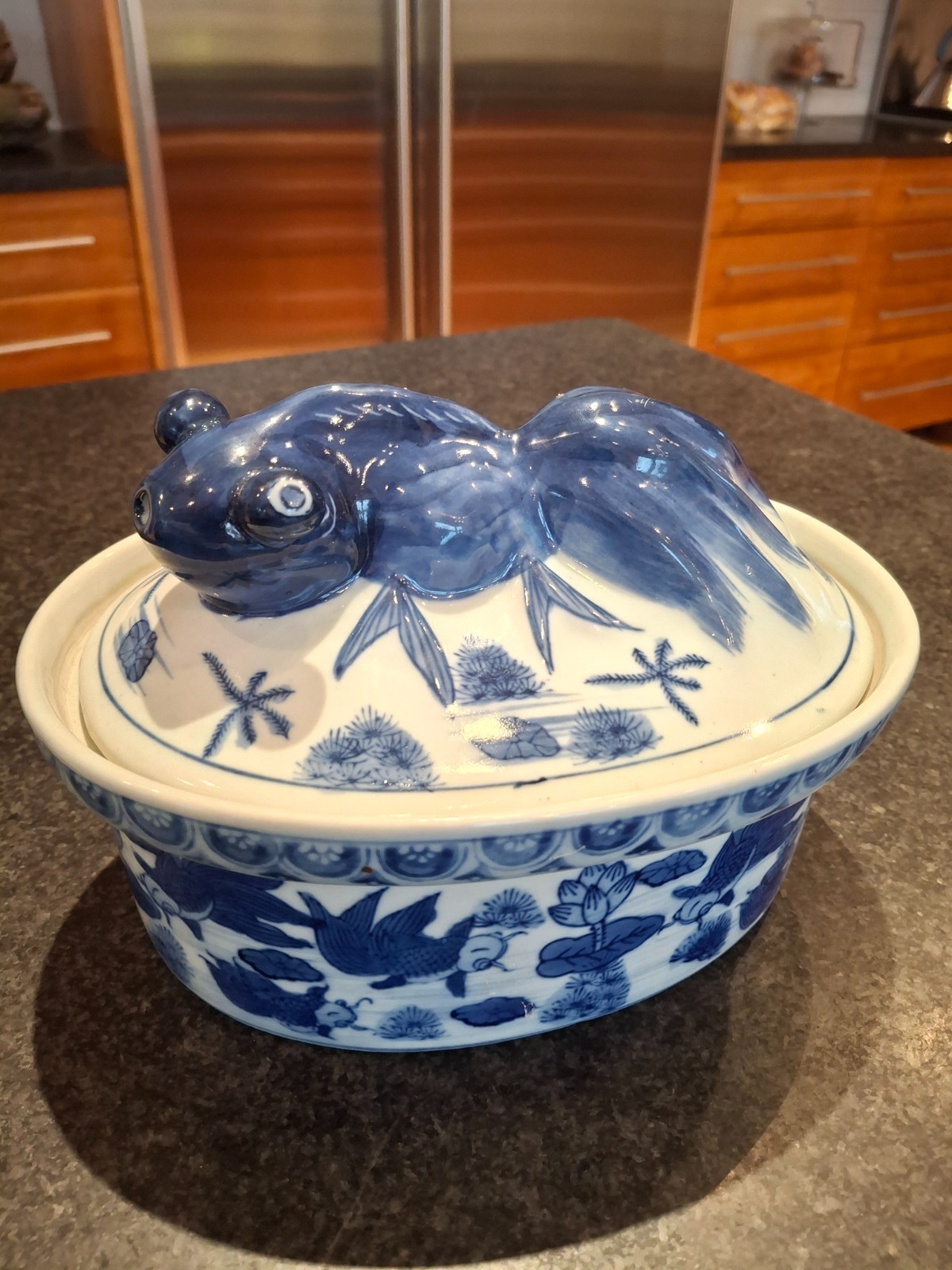 NOS Vintage Blue & White Koi Fish Porcelain Casserole Dish Lidded Never Used 9x5