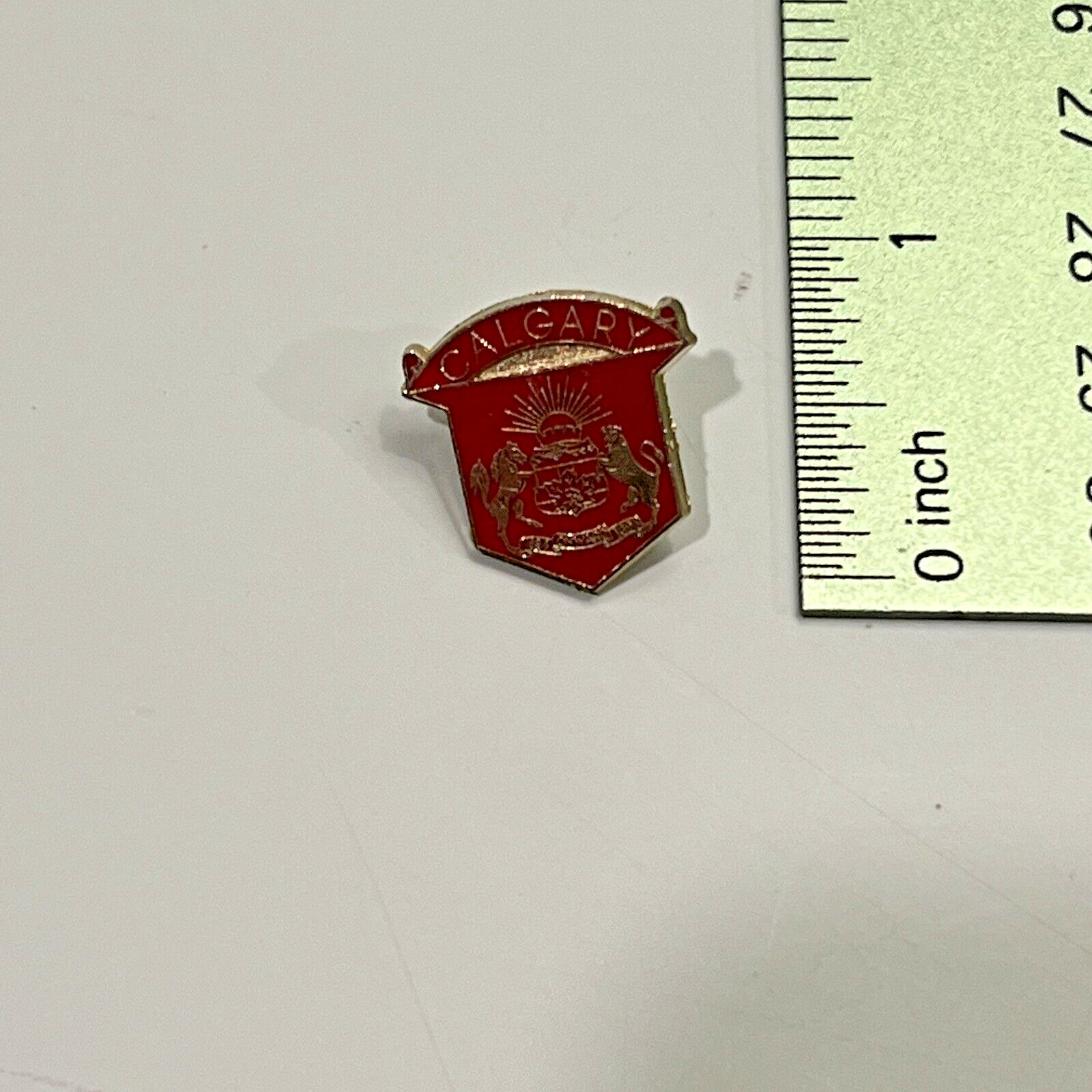 Vintage Calgary Canada Hat Lapel Vest Souvenir Pin (PL0209) Vintage Calgary Canada Hat Lapel Vest Souvenir Pin (PL0209)