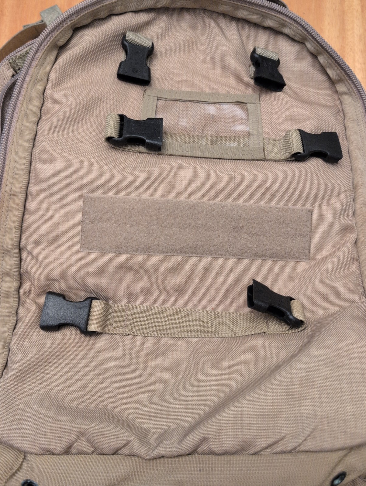 2004 Vintage London Bridge Trading Company Medical Backpack Jumpable 2004 Vintage London Bridge Trading Company Medical Backpack Jumpable