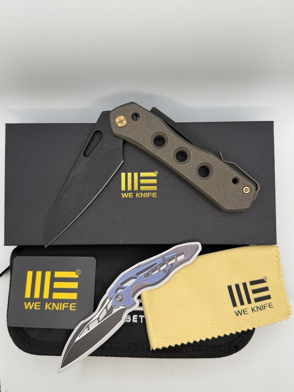 WE Knives Vision R Manual Thumb Bronze Titanium Handle Folder WE21031-4 WE Knives Vision R Manual Thumb Bronze Titanium Handle Folder WE21031-4