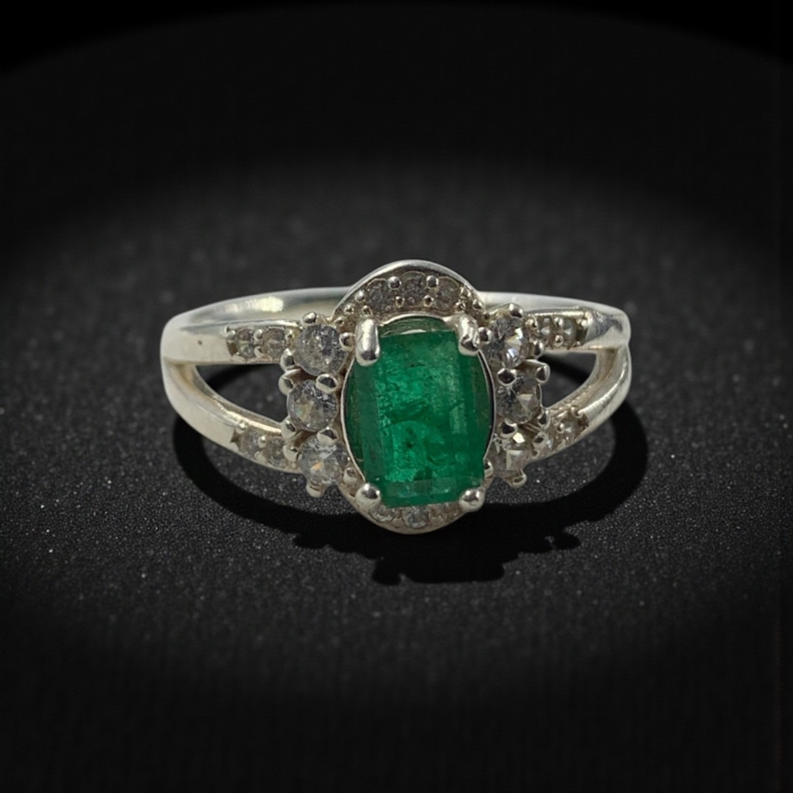Gorgeous Emerald Ring from Swat-Pakistan(14Carat).