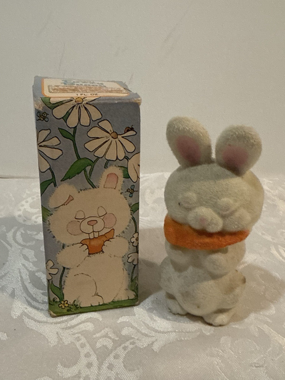 vintage Avon Fuzzy Bunny Sweet Honesty perfume With Original Box