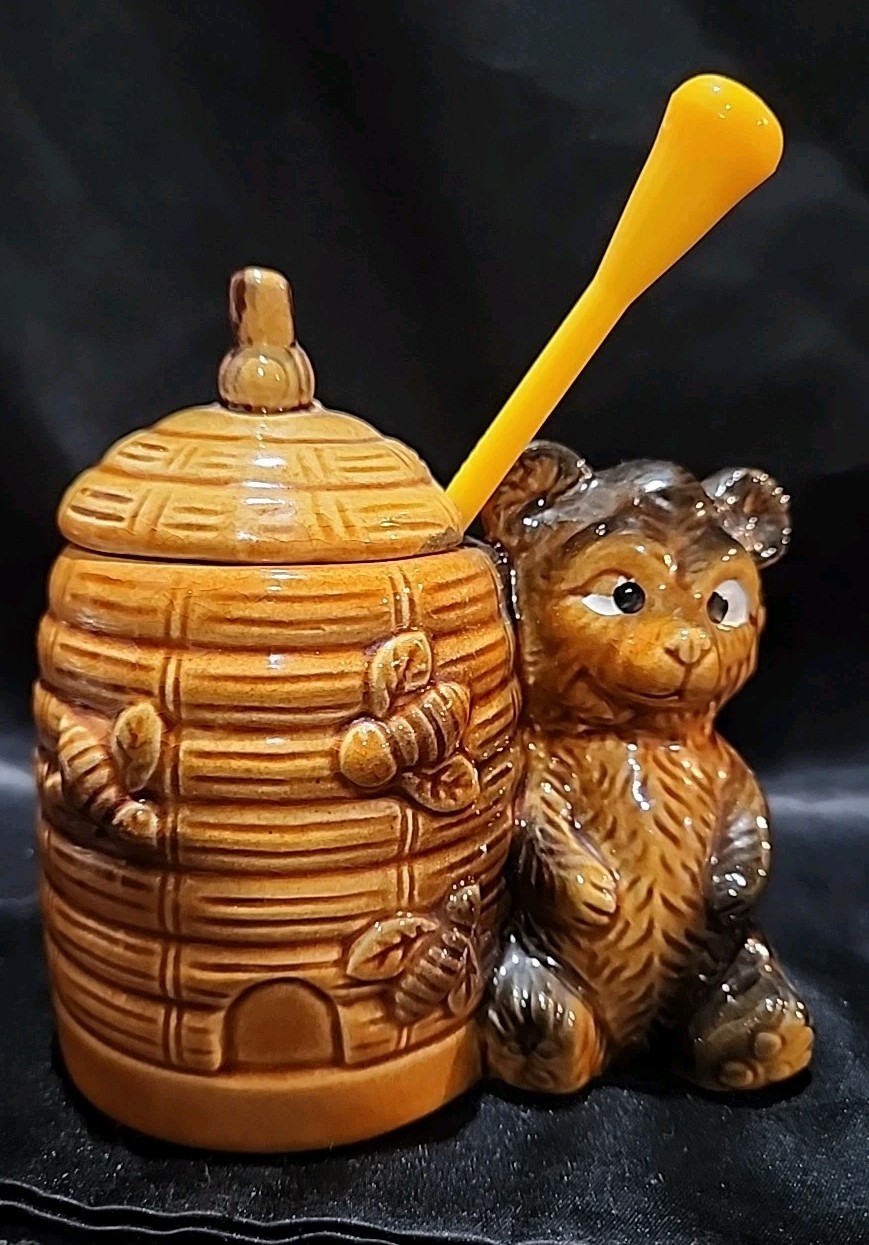Vintage Armbee Ceramic Bear Honey Pot With Lid  Made In Japan W/spoon