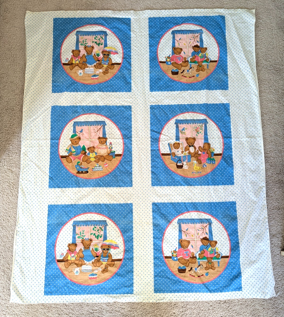 Adorable 1980s vintage Cranston VIP fabric panel with bears/seasons blue/white Adorable 1980s vintage Cranston VIP fabric panel with bears/seasons blue/white