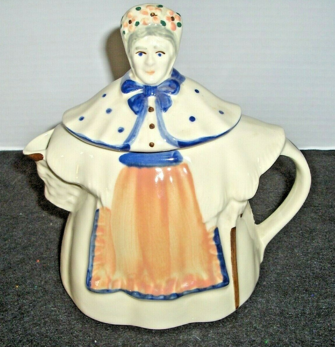 Vintage Shawnee Granny Ann Teapot  Pottery USA 