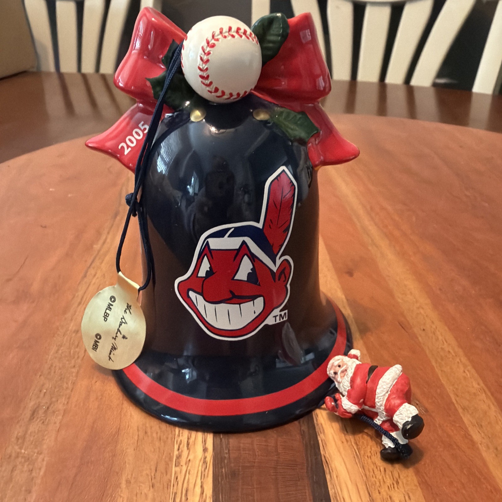 2005 Cleveland Indians Christmas Santa Ornament Bell Danbury Mint Rare HTF 2005 Cleveland Indians Christmas Santa Ornament Bell Danbury Mint Rare HTF
