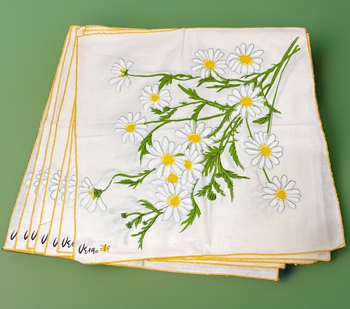 Vintage Vera Neumann Dinner Napkins Wild Daisy 🌼 Ladybug 🐞 Set Of 8 Daisies