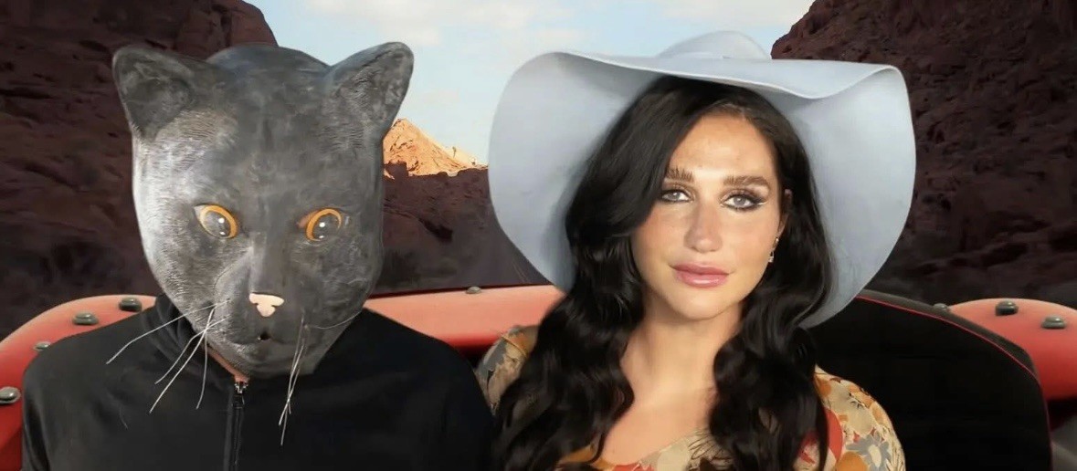 Kesha Ke$ha Little bit of love Music Video Hat rainbow collection EXTREMELY RARE Kesha Ke$ha Little bit of love Music Video Hat rainbow collection EXTREMELY RARE