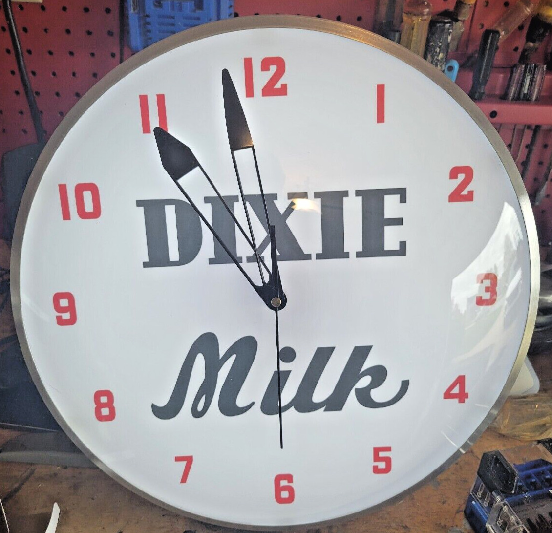 Dixie Dairy Milk Advertising clock light up Gary Indiana wall Pam style Retro