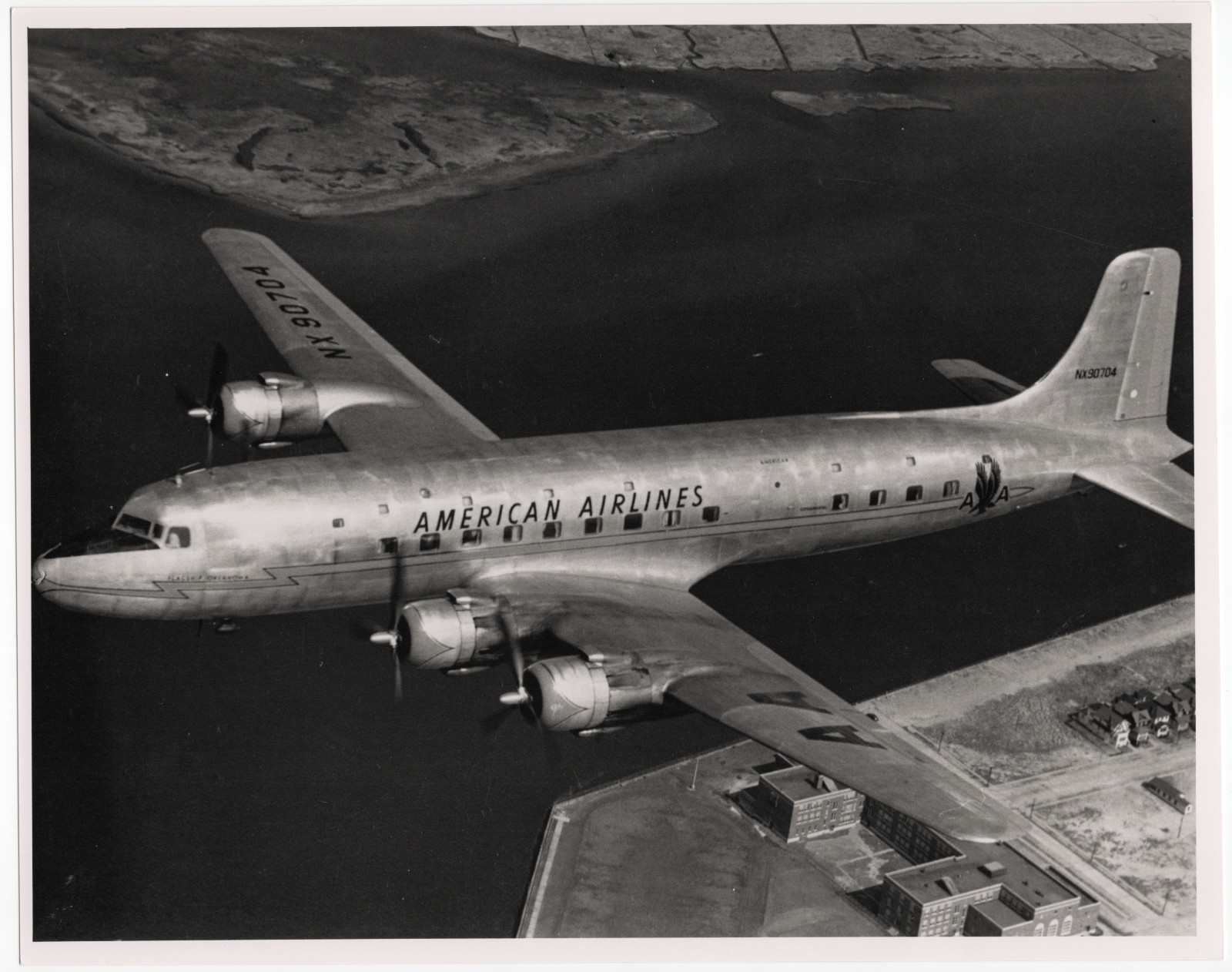 1947 American Airlines DC-6 Flagship Oklahoma NX90704 8x10 Photo