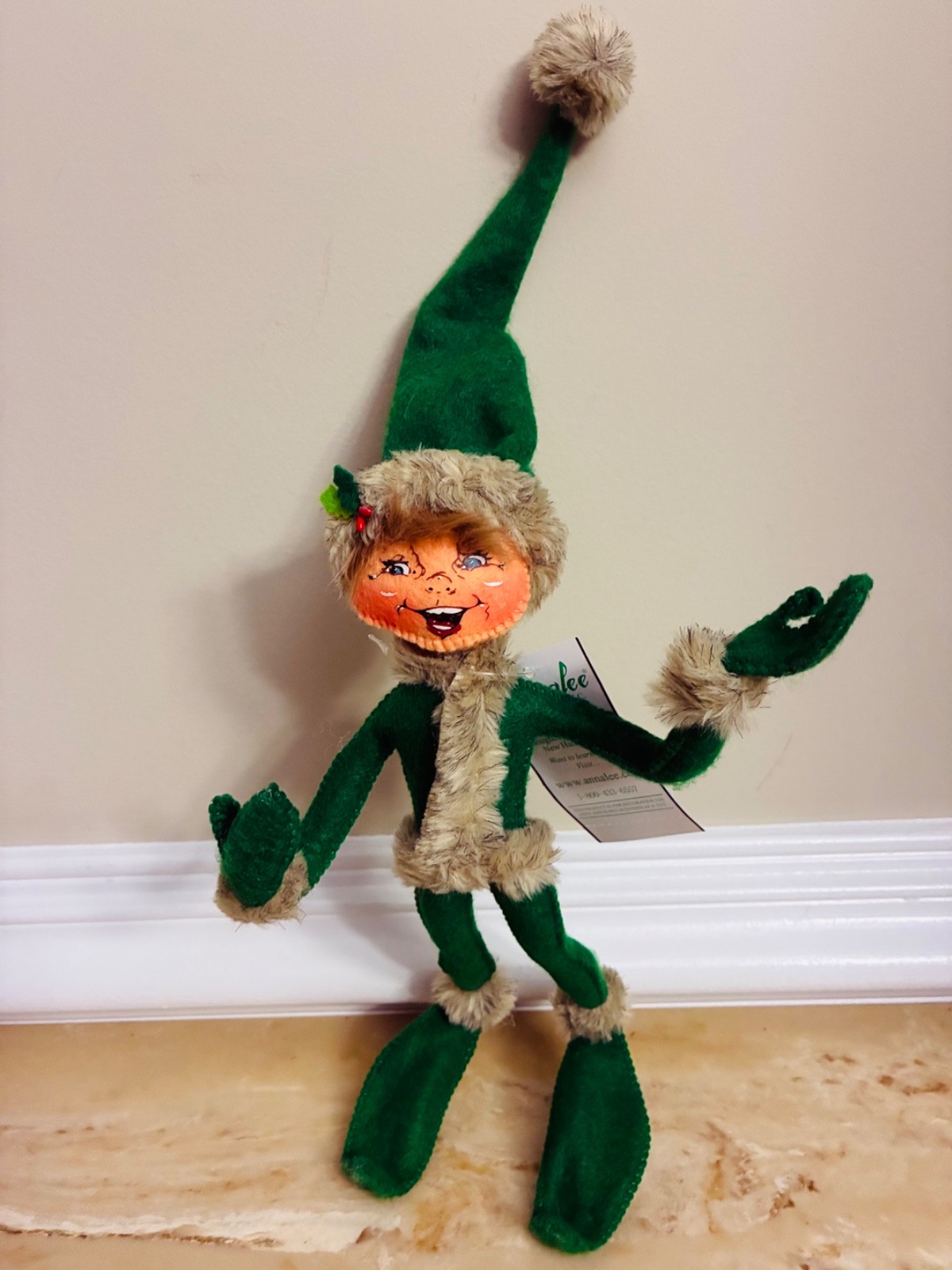 Annalee 12in Green “Rustic” Elf w/Furry Trim NWT