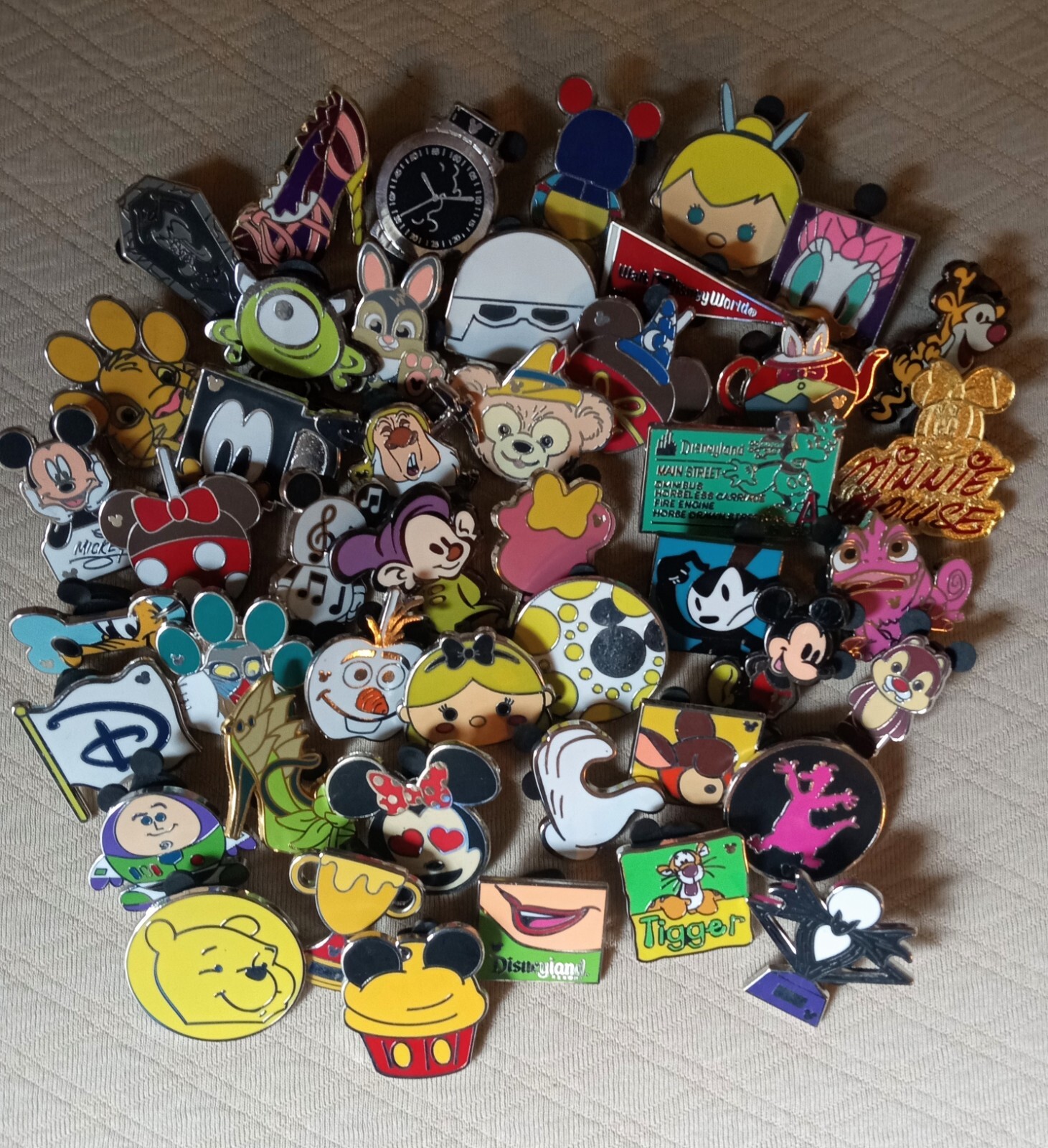 DISNEY PIN TRADING LOT 75, ALL DIFFERENT & TRADABLE - w/ bonus pin