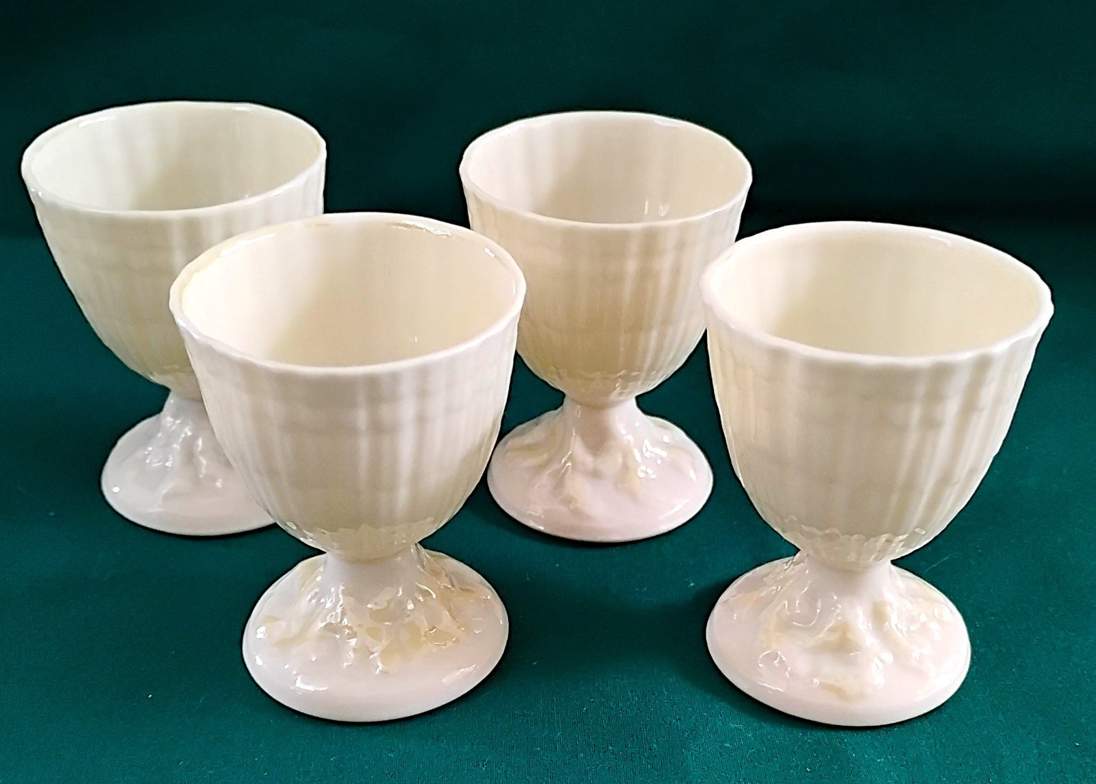 4 Belleek Limpet Ivory Egg Cups 6th Green Mark Ireland