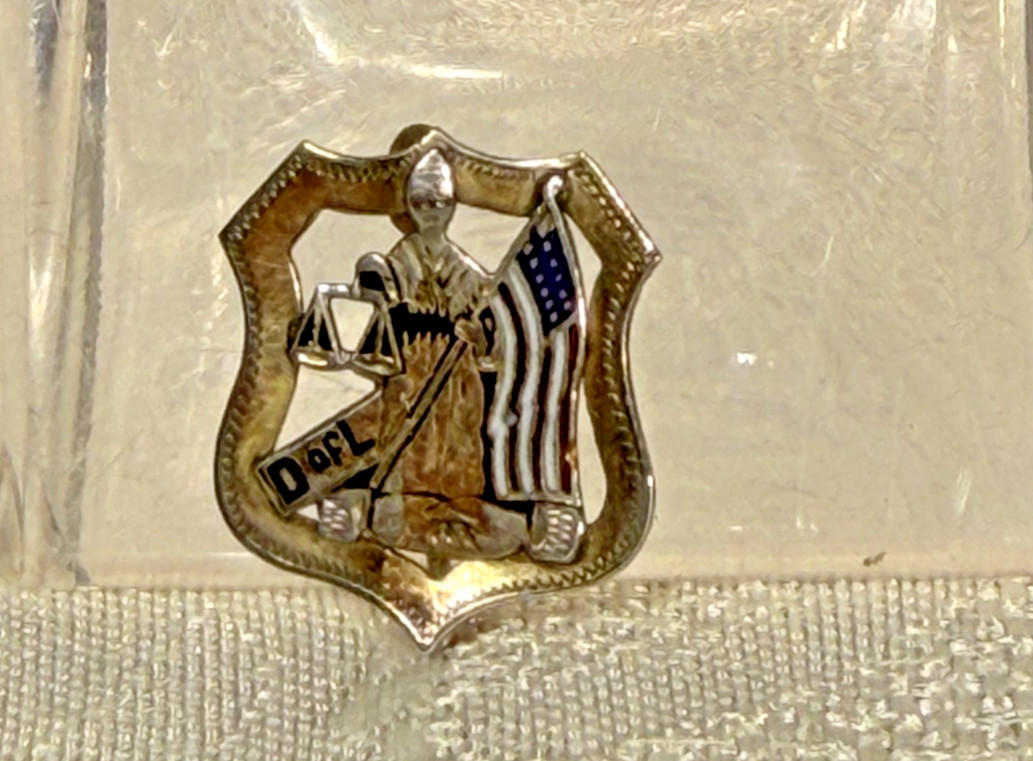 VINTAGE 1890'S DAUGHTERS OF LIBERTY PIN -3/4 VINTAGE 1890'S DAUGHTERS OF LIBERTY PIN -3/4
