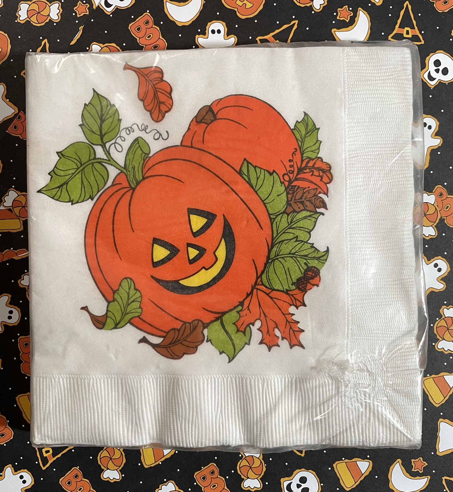 Vintage Ambassador Halloween Paper Napkins – Pumpkins - Crepe Border – 16 Pack