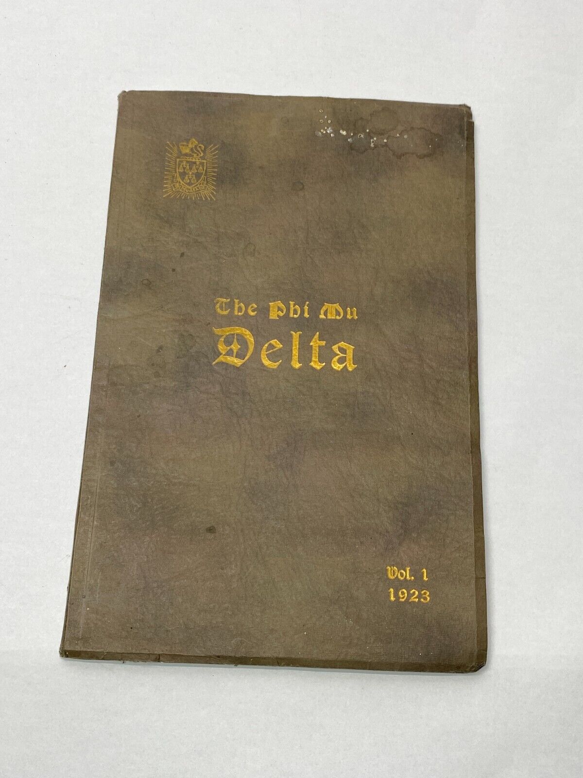 Vintage 1923 - PHI MU DELTA - Fraternity Yearbook - Gamma Alpha Nu Chapter Maine