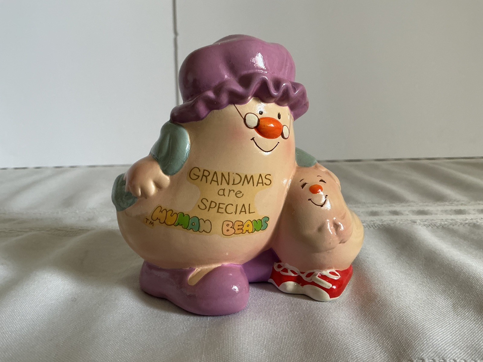Vintage Enesco Human Bean Grandma Grandchild Figurine 1981 Stickers Import
