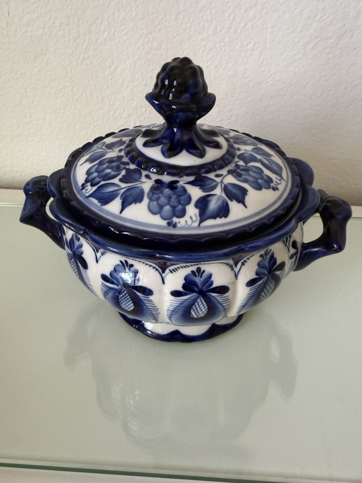 Gzhel Covered Bowl W / Handles VTG Russian Hand Painted Big Blue White