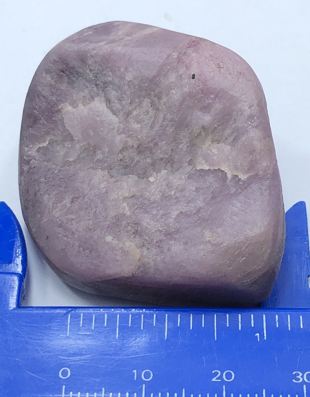 256 Carat Natural Hackmanite Crystal From Afghanistan 256 Carat Natural Hackmanite Crystal From Afghanistan