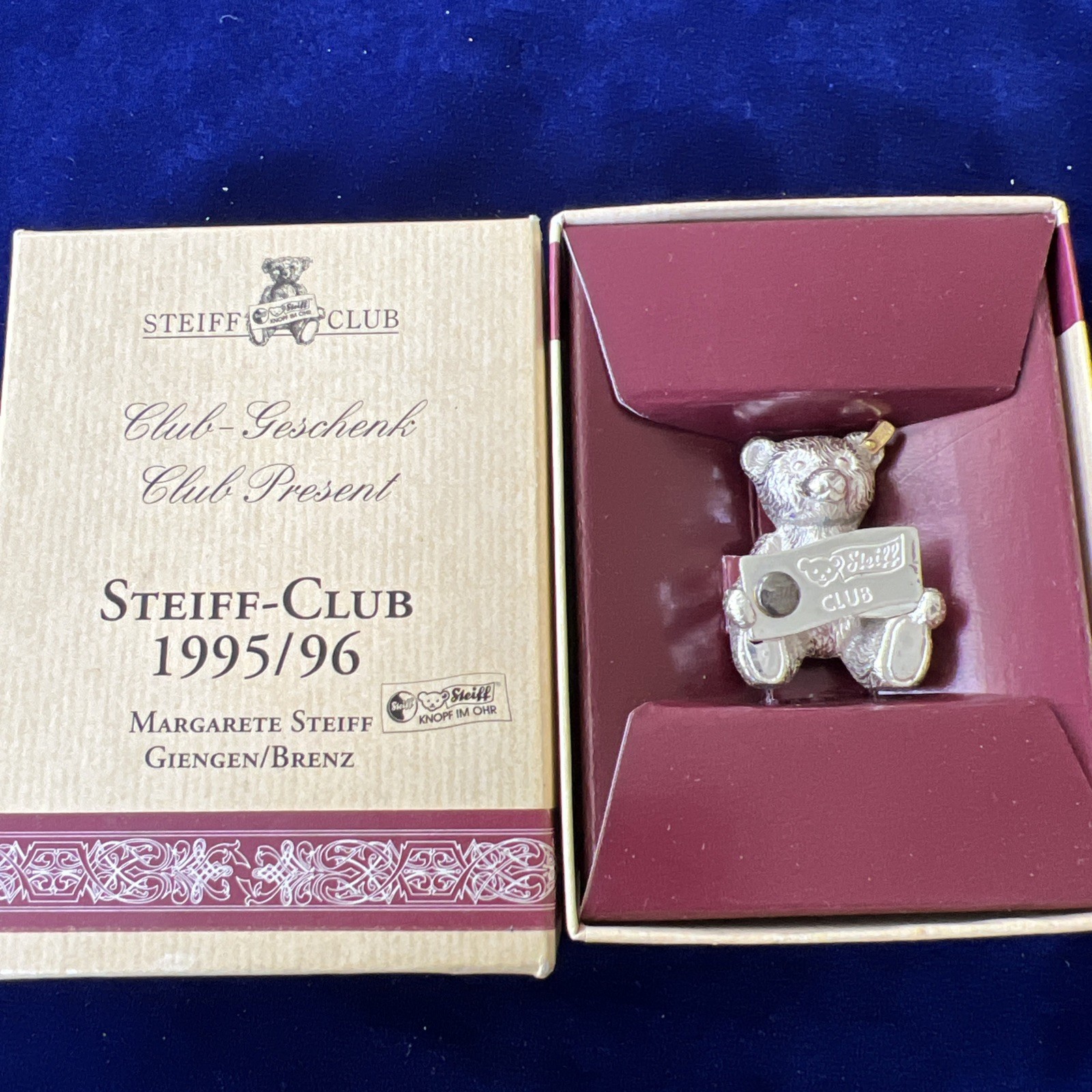 Steiff-Club Silver Pin-89537