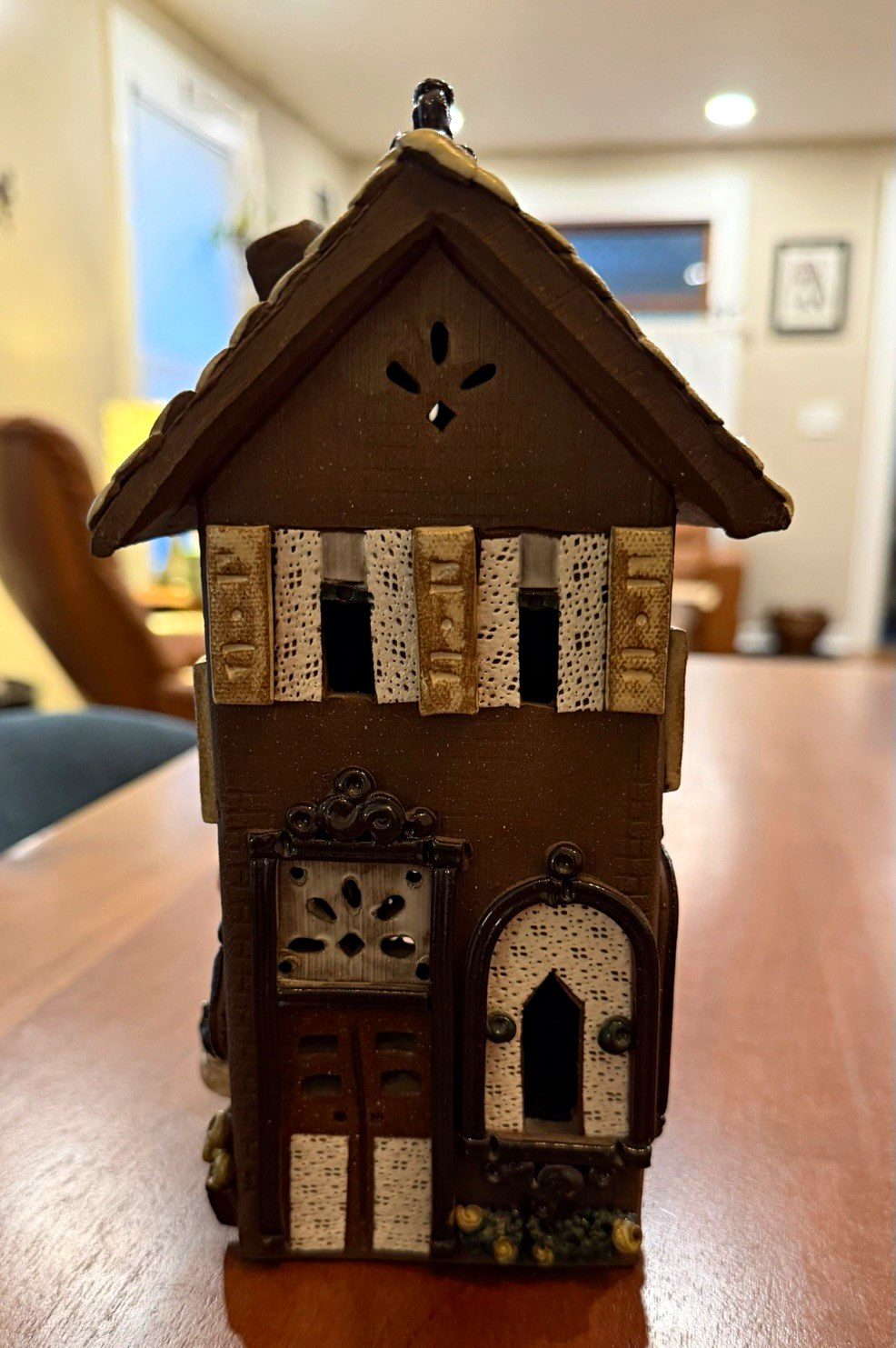 Vintage Peter J Winner PJW 89 Studio Pottery Folk Art Birdhouse House Cat Signed