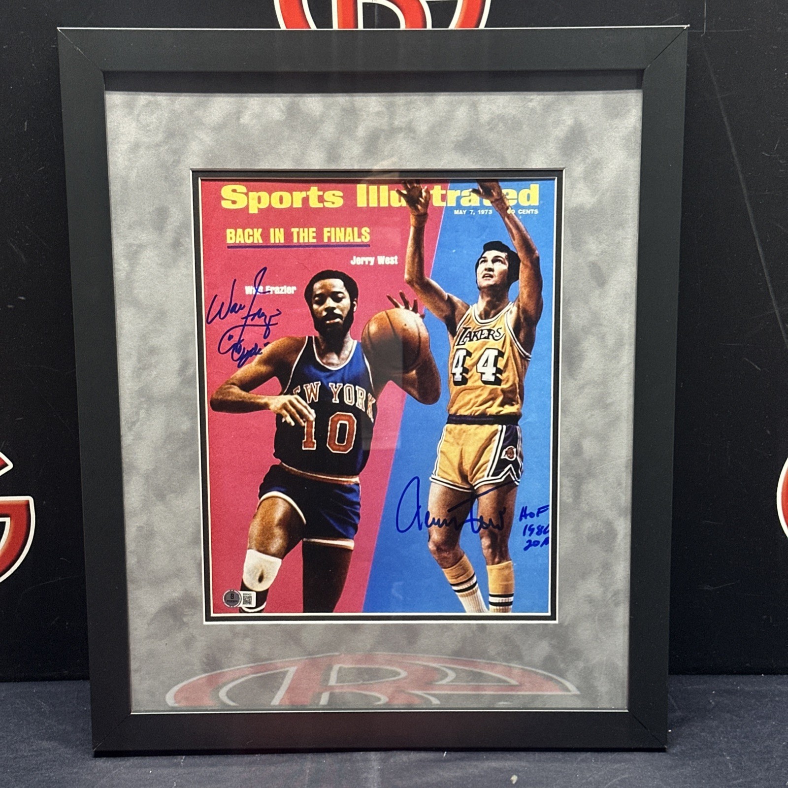 Jerry West Walt Frazier Autograph 8x10 Framed Photo Knicks Lakers Beckett BAS