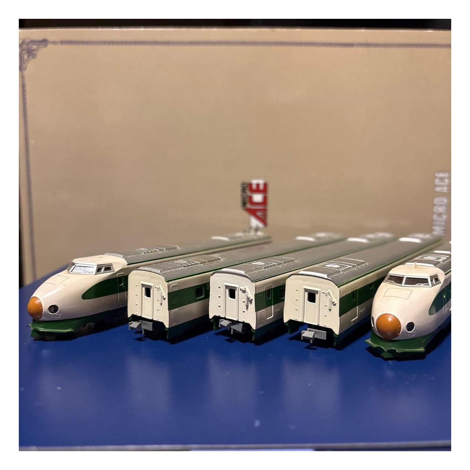Kato N Scale Shinkansen Japan 200 Kei 5 Ryouhen Sei Set Model Train