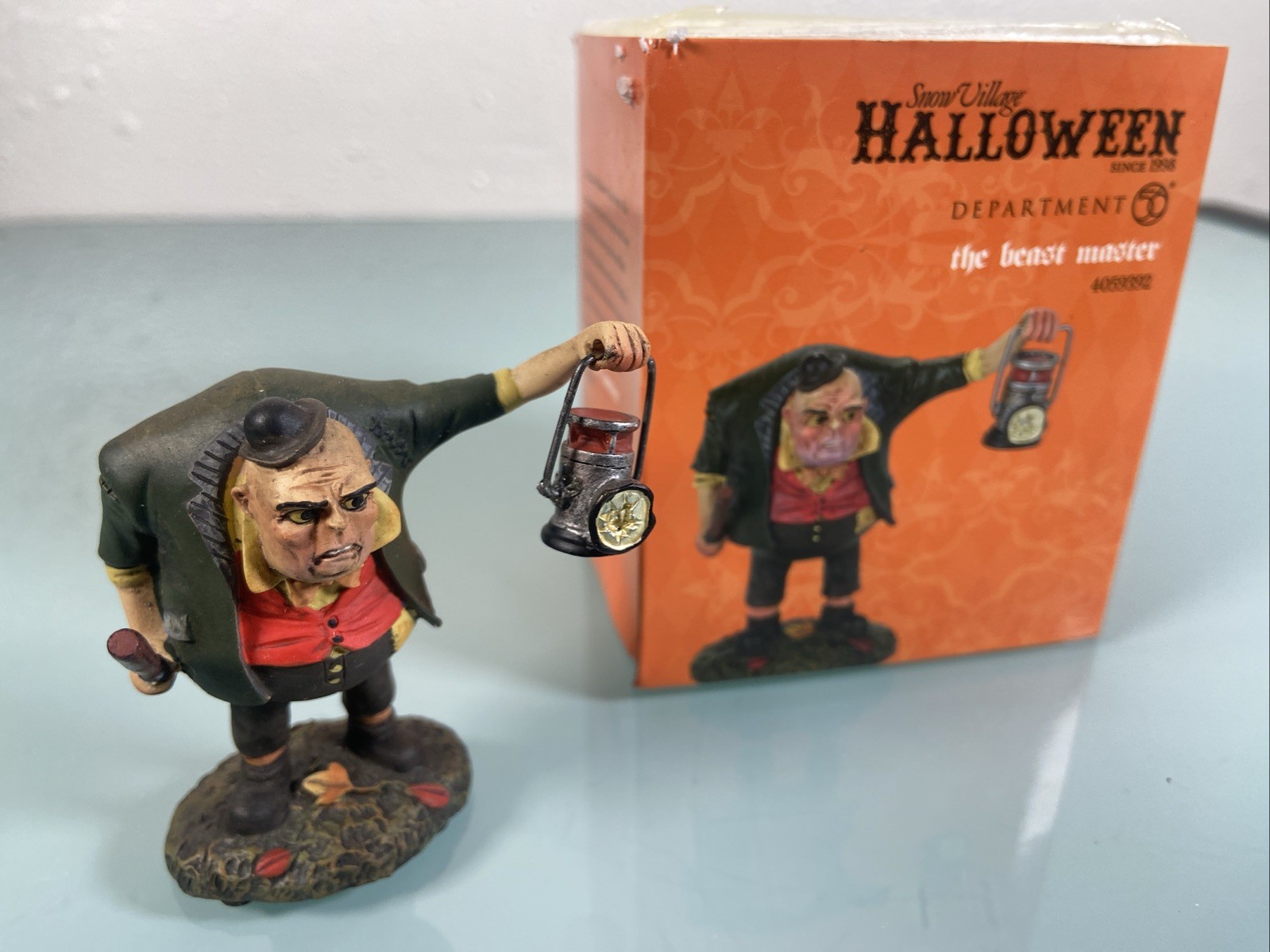 Department 56 Halloween Village The Beast Master 4005932 MINT RARE