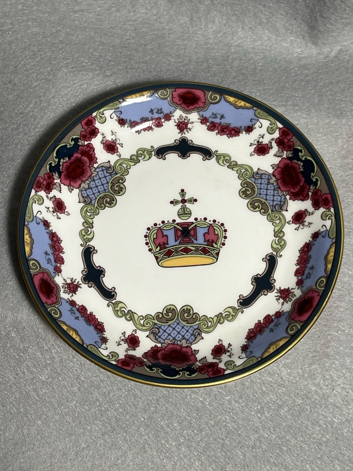 The Fairmont Empress Fine Bone China England Crown Floral 5” Souvenir Dish
