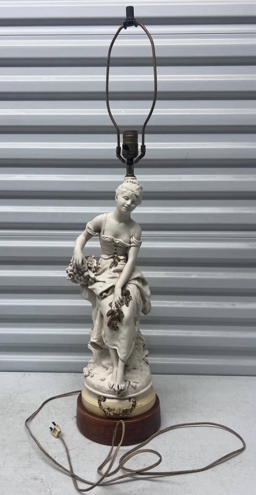 Vintage Les Cerises Figural Lady Lamp French Chalkware Sculpture Rare READ