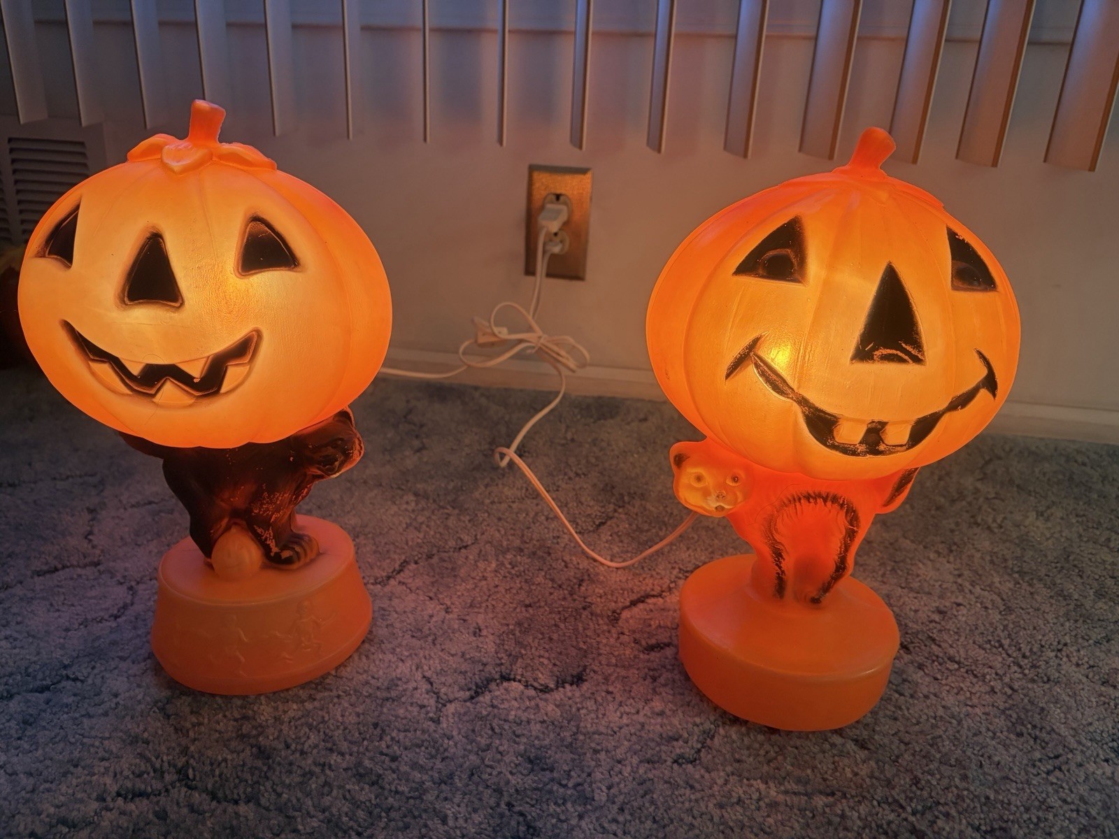 Vintage Halloween Blow Mold  Jack-O-Lantern Pumpkin Pair, Plug-In