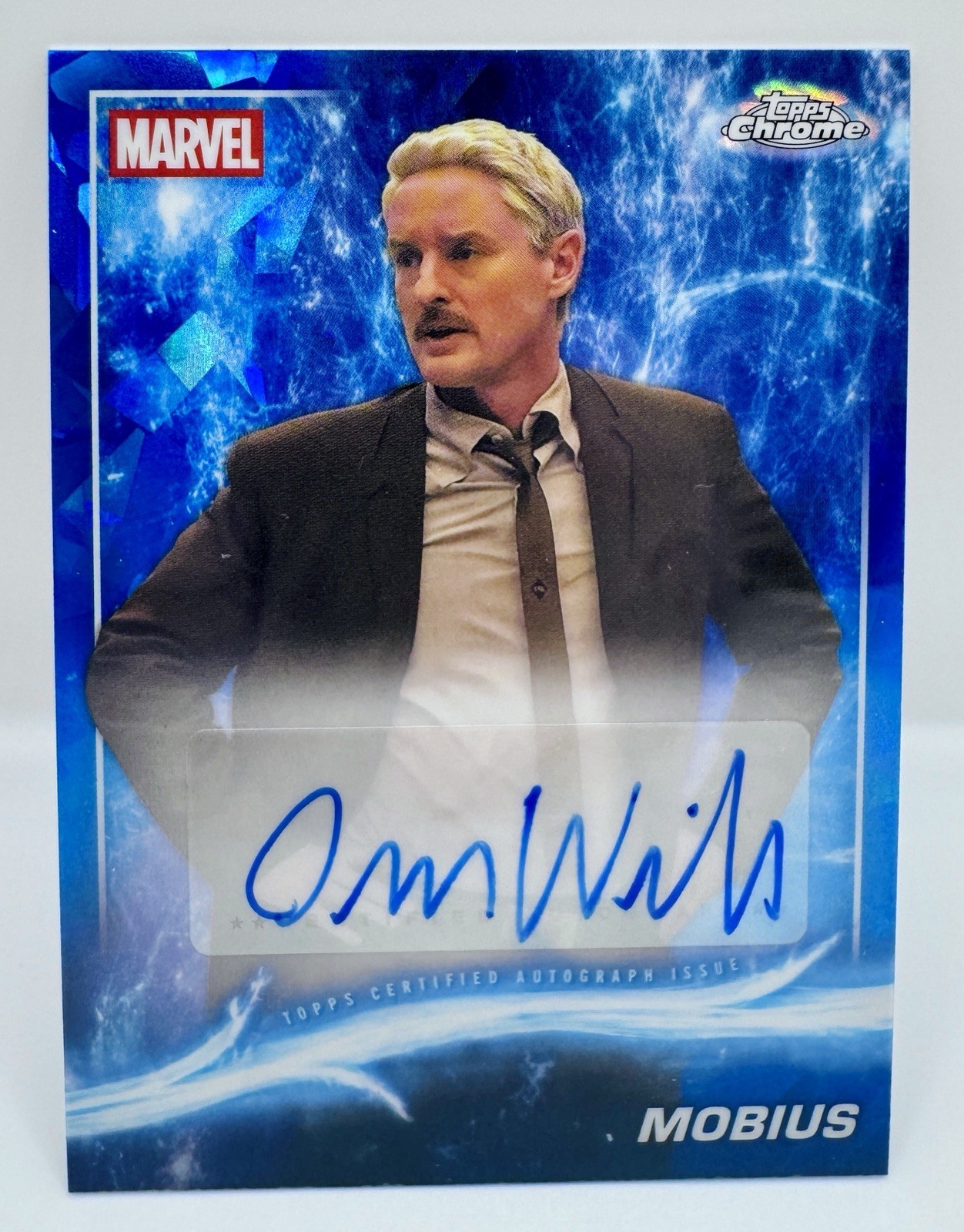 2025 Topps Chrome Marvel Studios Sapphire Owen Wilson as Mobius Auto #AA-OW Loki