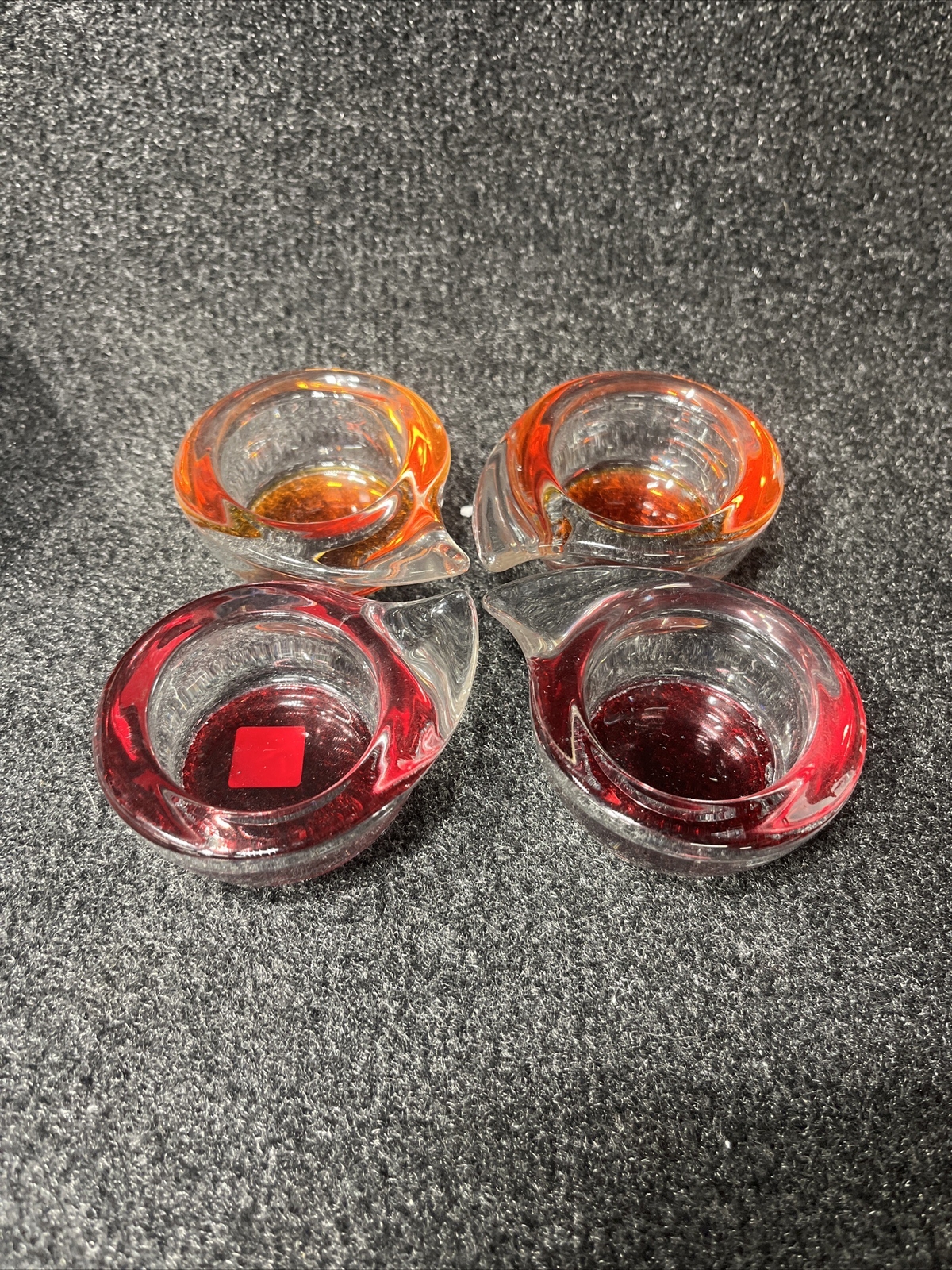 Partylite P8918 Set of 4 Groovy Tea Lights Glass 2 Orange 2 Red Candle Holders
