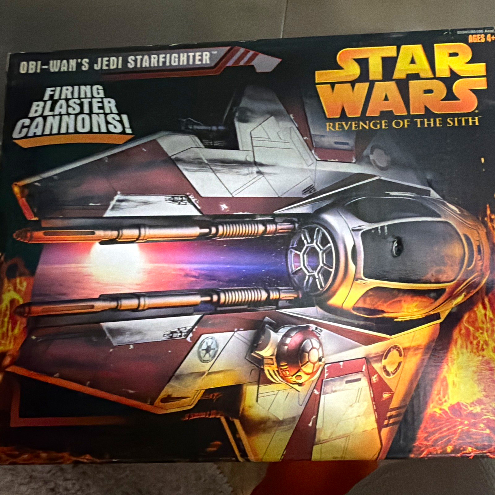 Hasbro Star Wars ROTS Obi-Wan Kenobi Obi-Wan's Jedi Starfighter 2005