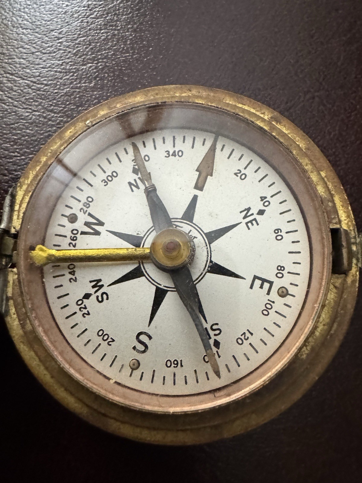 WWII U.S.C.E. (U.S. Corps of Engineers) Brass Field Compass by TAYLOR works WWII U.S.C.E. (U.S. Corps of Engineers) Brass Field Compass by TAYLOR works