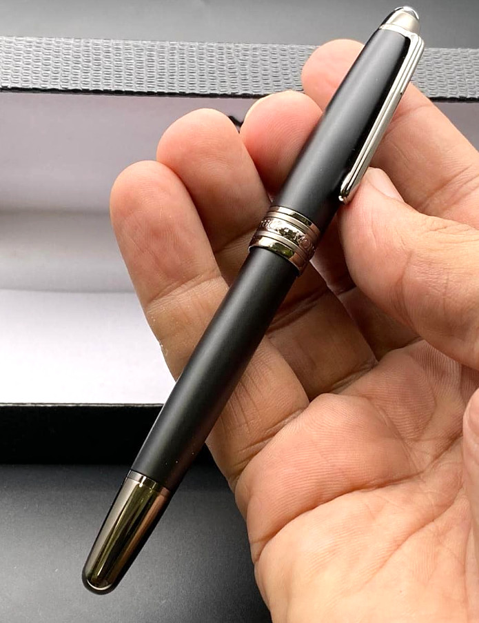 Montblanc Meisterstück Classique 163P Matte Black Silver Rollerball Pen New Box